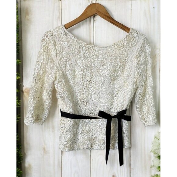 Alex Evenings Lace Floral Top Size M Embroidered Short Sleeve Black Ribbon Tie - Picture 1 of 10